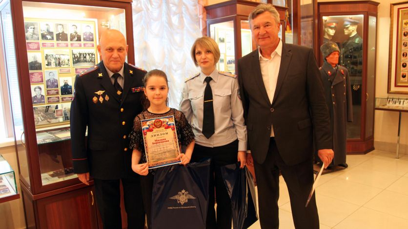 В Орле наградили победителей творческого конкурса "Полицейский Дядя Степа"