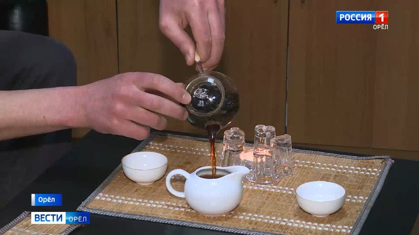 В Орле открылась выставка "Традиции русского чаепития"